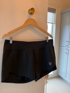 Goal Five Black Athletic Shorts -size L